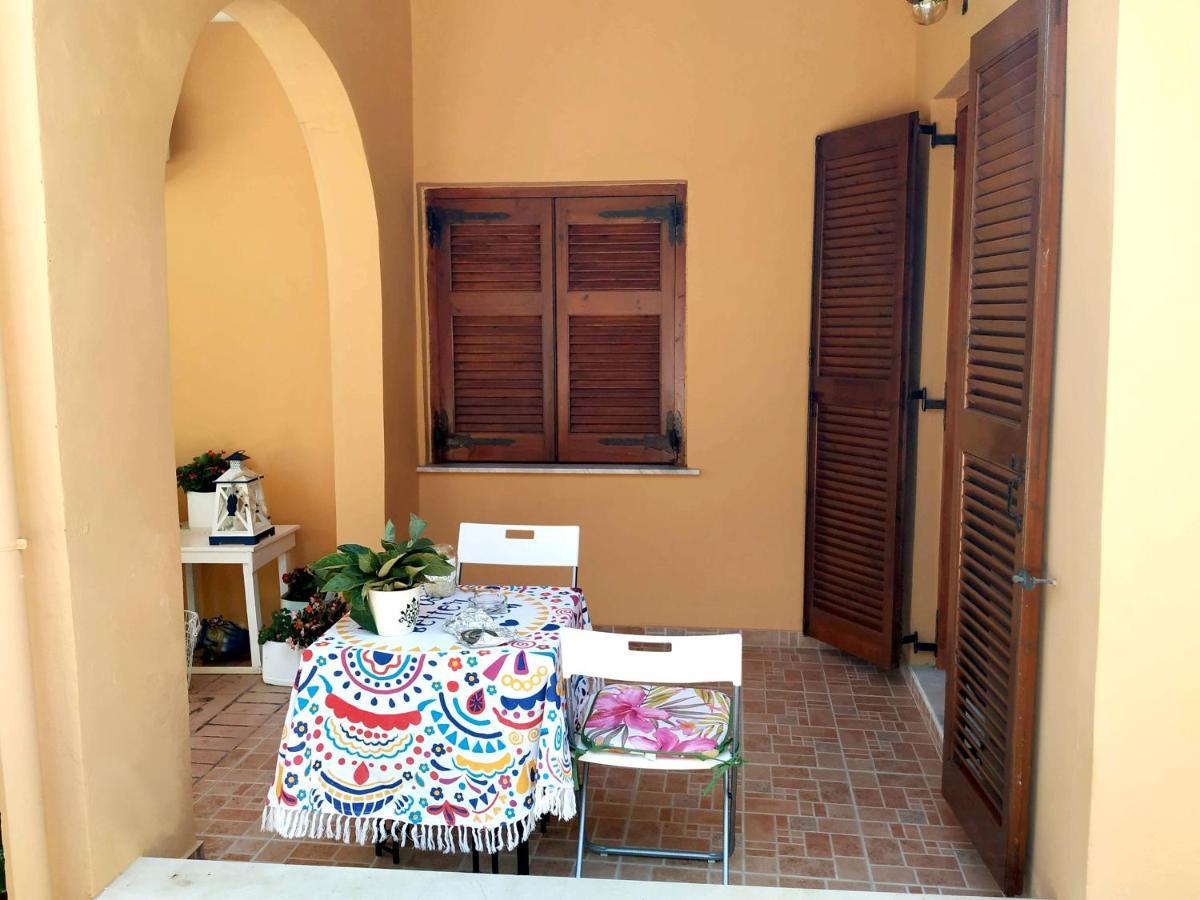 Family Holiday Apartment With Garden & Bbq Velonades  Luaran gambar